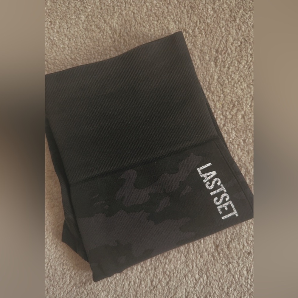 LAST SET Black Leggings